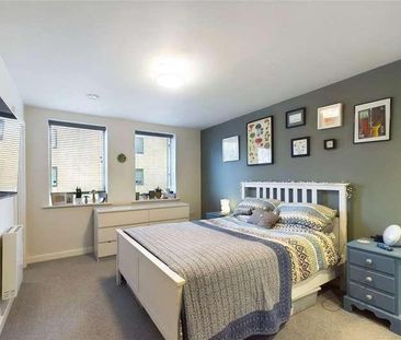 Westbury Mansions, Old Bracknell Lane West, Bracknell, Berkshire, RG12 - Photo 2