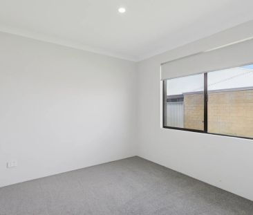 Near-New Coastal Living with Space, Light and Effortless Style - Photo 2