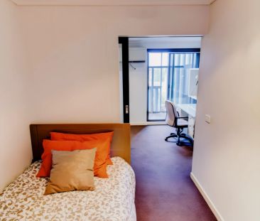 1 Bedroom Balcony West - Photo 6