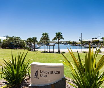 Beautiful Executive Family Home in Coomera Waters Resort - Photo 3