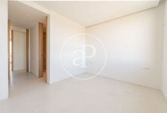 Triplex penthouse for rent in La Finca