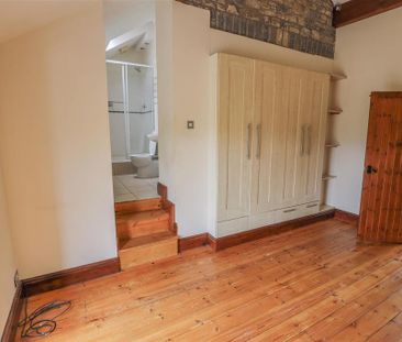 3 bedroom barn conversion to rent - Photo 4