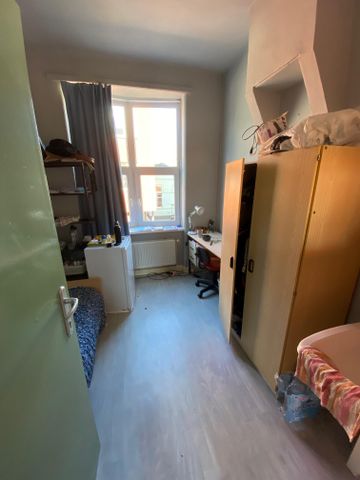 Kamer 1VR (1e verdieping vooraan rechts) - Zwijnaardsesteenweg 313 - Photo 2