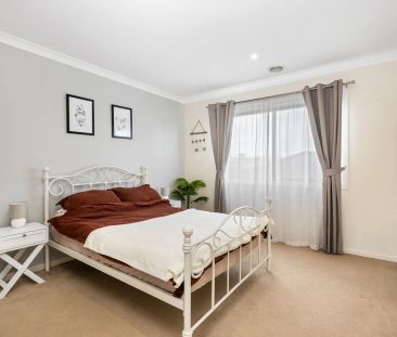 16 Wiyn Avenue, Torquay. - Photo 4