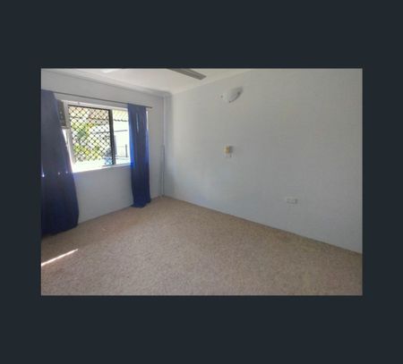 2/5-7 Mintaro Crescent, Woree, Qld 4868 - Photo 4