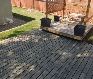 1330 Alexandra St, Regina - Photo 1