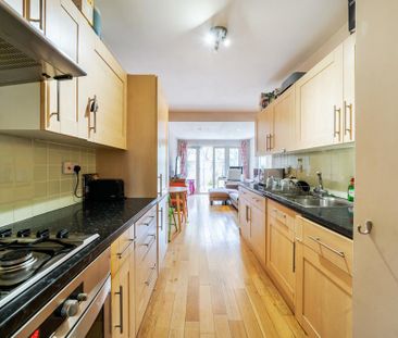 2 bedroom terraced house to rent - Photo 3