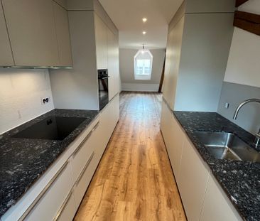 Neue 4-Zimmer-Dachwohnung in der Stadt Olten - Foto 4