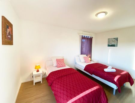 Appartement d’affaires moderne et entièrement meublé de 3 chambres à 8304 Walliselln - Photo 3