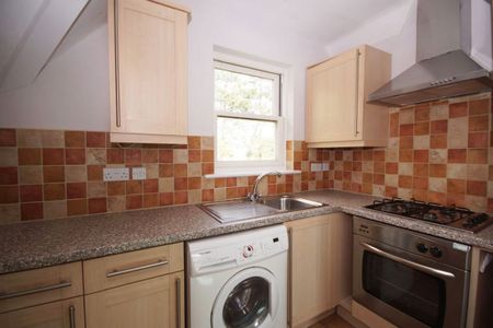 A 1 Bedroom Flat in Lansdown GL50 3RW - Photo 5