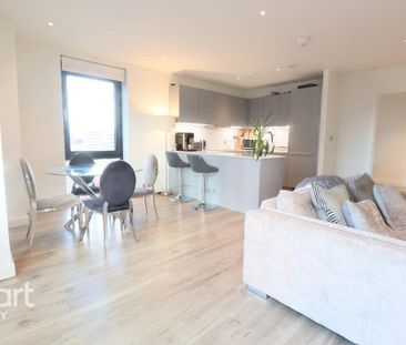 3 bedroom penthouse to rent - Photo 1