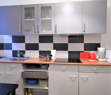 RUE PIERRE DE BLARRU - (DISPONIBILITE IMMEDIATE) - Photo 4