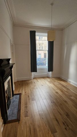 2 Bed Flat, Montpelier Park, EH10 - Photo 2