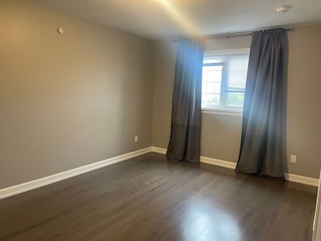 For Lease - 64 Vimy Ridge Crescent, Arnprior, Ontario - Photo 5