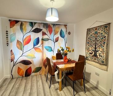 2 Bed Semi-Detached House, Lingfield Green, LS17 - Photo 4