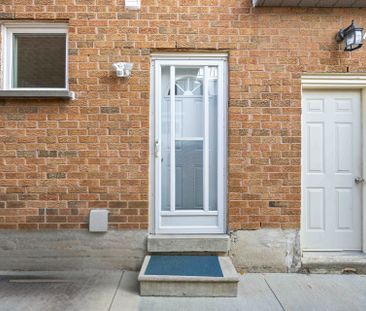 For Lease - 65 Amy Court, Vaughan, Ontario - Photo 3