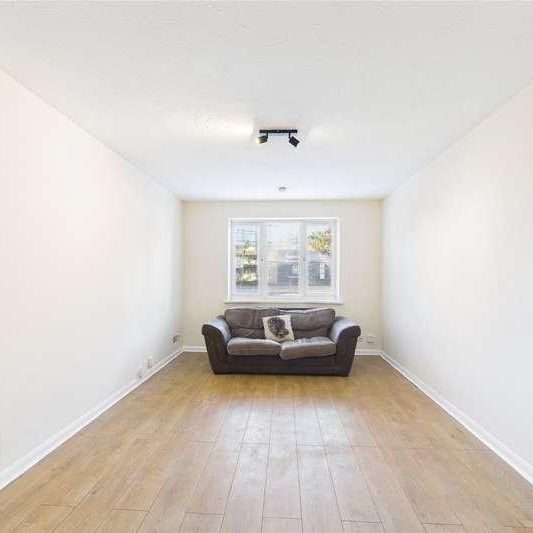 Littlebrook Avenue, Slough, Berkshire, SL2 - Photo 1