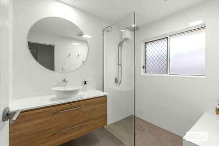 Renovated Comfort Meets Outdoor Entertaining Paradise - Photo 5