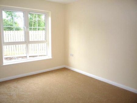 10 Gransha Chase, Dundonald, Belfast, BT16 2FE - Photo 3