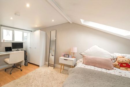 Southfield Road, W4 5LB, London - Photo 2