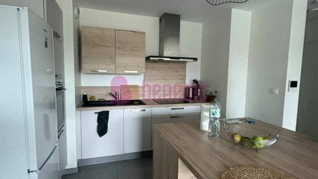 MOULINS LES METZ - f2 meublé - terrasse - parking aérien - Photo 3