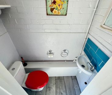 Fairfax Road - Photo 5