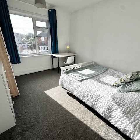 Highfield Road, BOURNEMOUTH - Photo 1