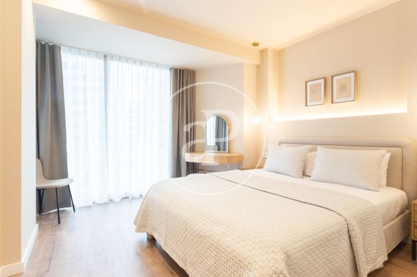 Apartment for rent on Compte d’Urgell Street (Eixample Esquerra) - Photo 1