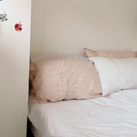 4 bed 1.5 bath - Photo 4