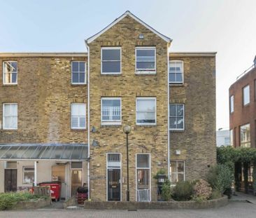 Bridle Close, KT1, London - Photo 3