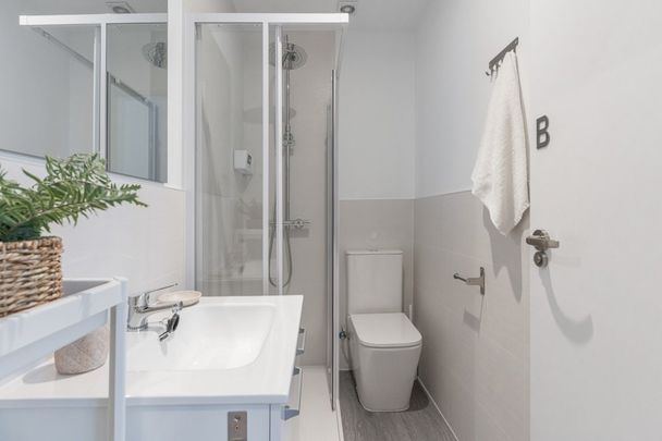 Cozy double room in Preciados - Photo 1