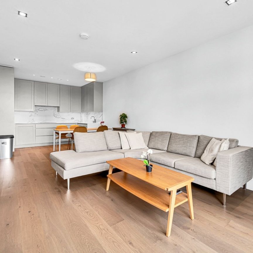 2 Bed Flat, Renaissance Square Apartments, W4 - Photo 1