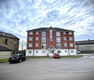 2 bedroom ground floor flat to rent - Photo 3