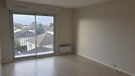 Location Appartement 2 pièces 49m² POITIERS 86000 - Photo 2