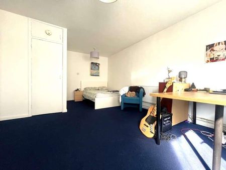 Holmrook House, Euston, NW1 - Photo 3