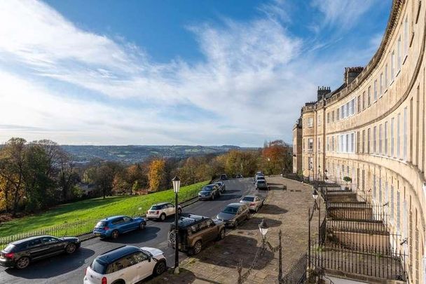 Lansdown Crescent, Bath, BA1 - Photo 1