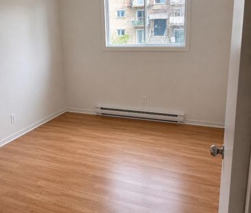LOGEMENT À LOUER 41/2 REPENTIGNY - Photo 2