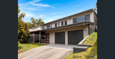 FOUR BEDROOM FAMILY HOME - Photo 4