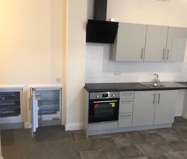 Commercial Road, GRANTHAM - Photo 1