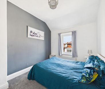 3 bedroom semi-detached house to rent - Photo 5