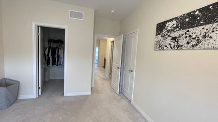 For Lease - 2090 Coppenwood Common, Burlington, Ontario - Photo 5