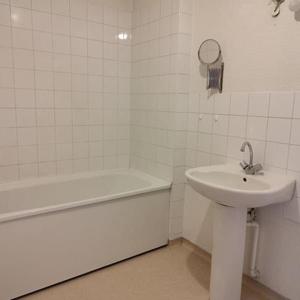 Location Appartement 2 pièces 54m² - Photo 2