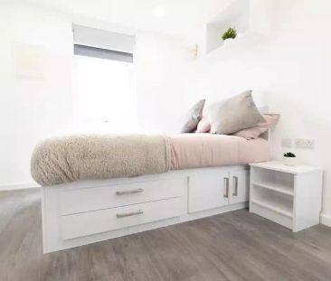 7 Bed Classic Ensuite - Photo 3