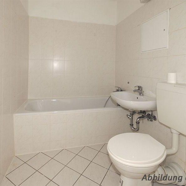 Sofort bezugsfertige Vier-Raum-Wohnung - Foto 1