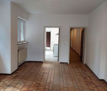 Maison atypique sur un terrain de ± 5.600 m² - Photo 3