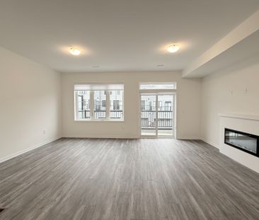 For Lease - 12 Kingbird Common, Cambridge, Ontario - Photo 1