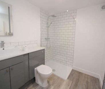 2 bedroom duplex to rent - Photo 6