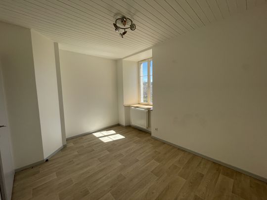 Location Appartement 3 pièces 57m² CHARQUEMONT 25140 - Photo 1