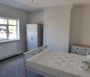 1 bedroom semi-detached house to rent - Photo 2