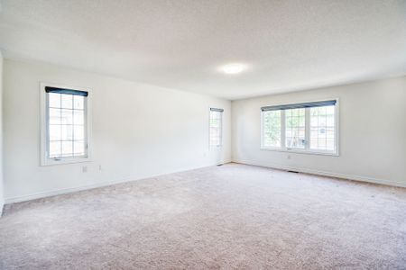 For Lease - 1 Connell Drive, Georgina, Ontario - Photo 4